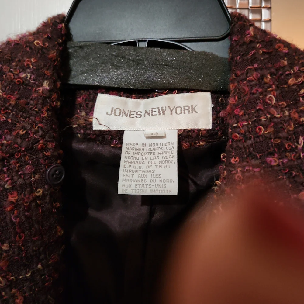 Business Jacket - Picture 2 of 3